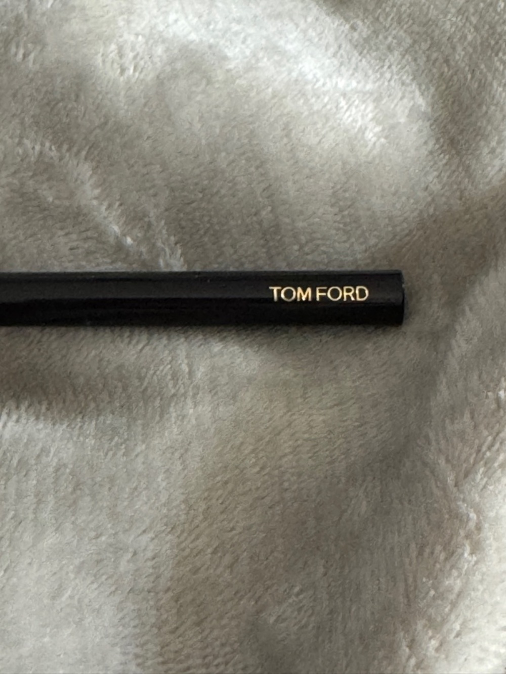 *NEW* - TOM FORD Eye Shadow Brush, #11 - Picture 4 of 5